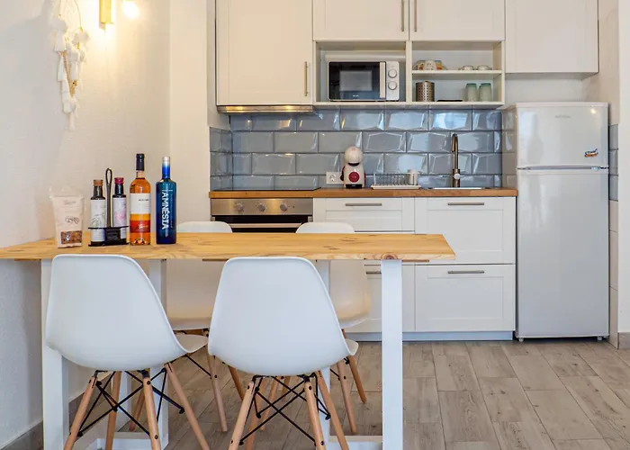 Boho House, * אלבופיירה